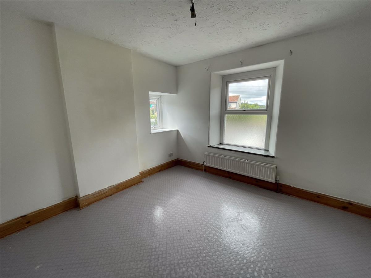 Property Image 73b50f0c-ff52-4152-b63a-a5c40fbd18e5