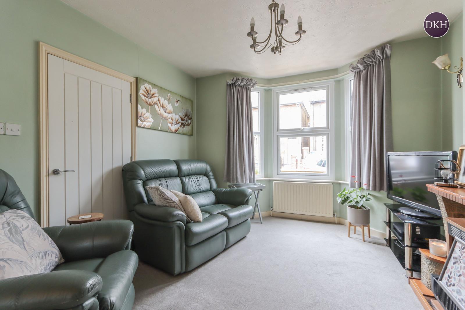 Property Image 73b52262-8638-43b8-aec2-383b3b2ef1e0