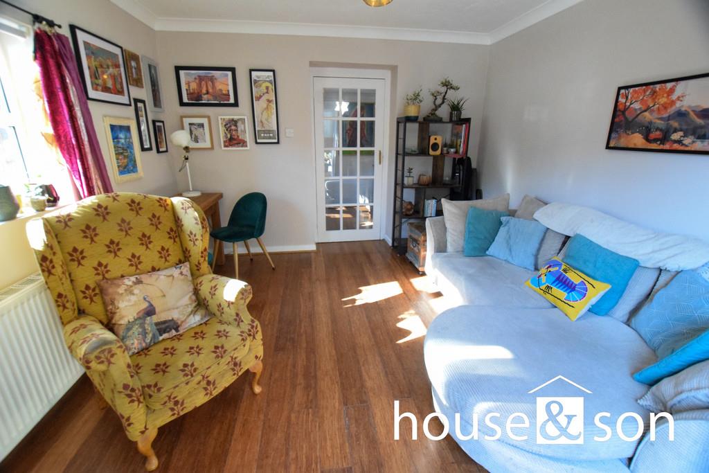 Property Image 73b698f8-69dd-4098-a225-207f6f4324e9
