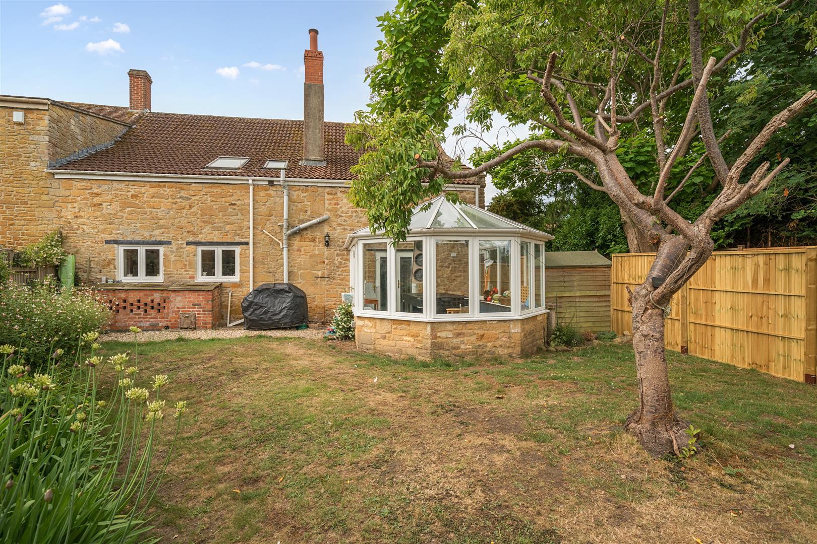 Property Image 73beaa70-fc63-4cba-866d-d96d2449a5bf
