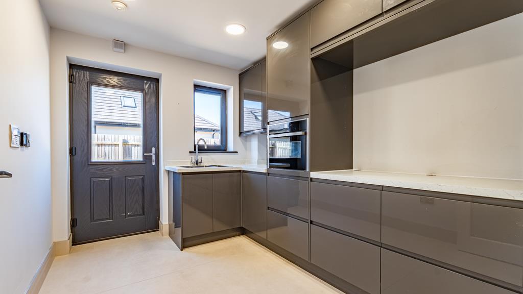 Property Image 73c70246-debb-4b32-a9ec-7ba8dd18022d