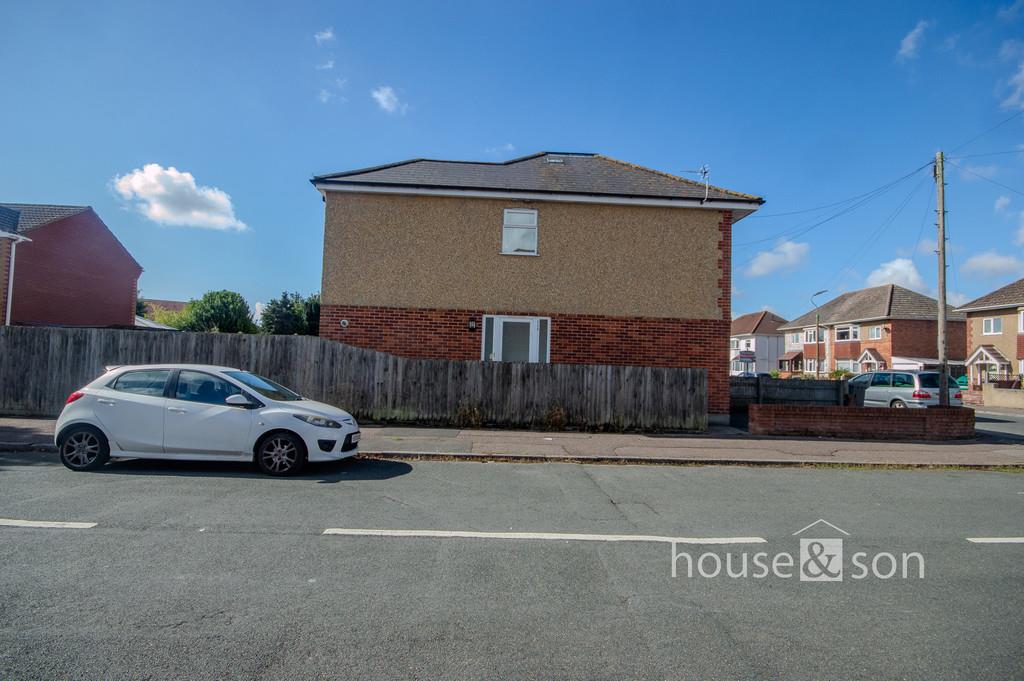 Property Image 73c79dde-853c-4044-b7d7-66b6b1095e32