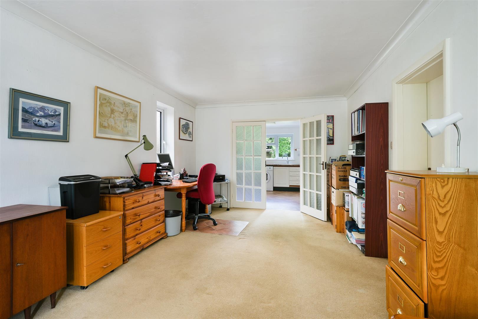 Property Image 73cf5db8-1e61-4f25-a5e2-4a9382ee55c9