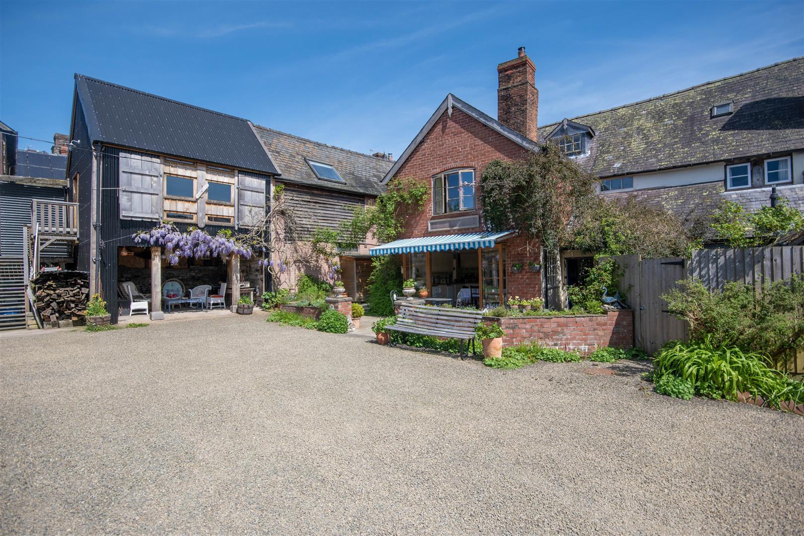 Property Image 73e21e95-bc54-4084-954b-8714bdee1dfe