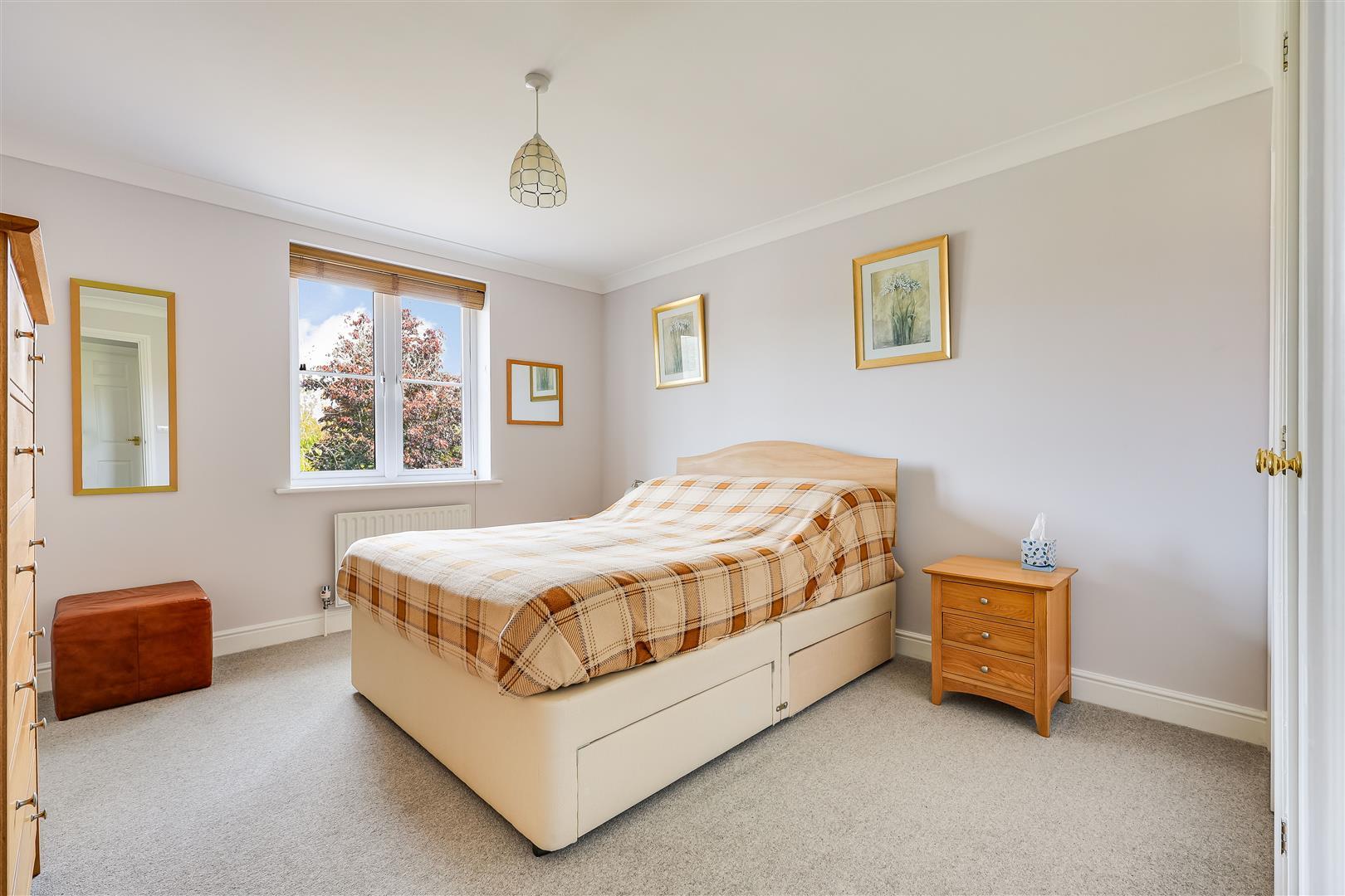Property Image 73eb482f-6eb0-4bfc-91ef-473e26a73689