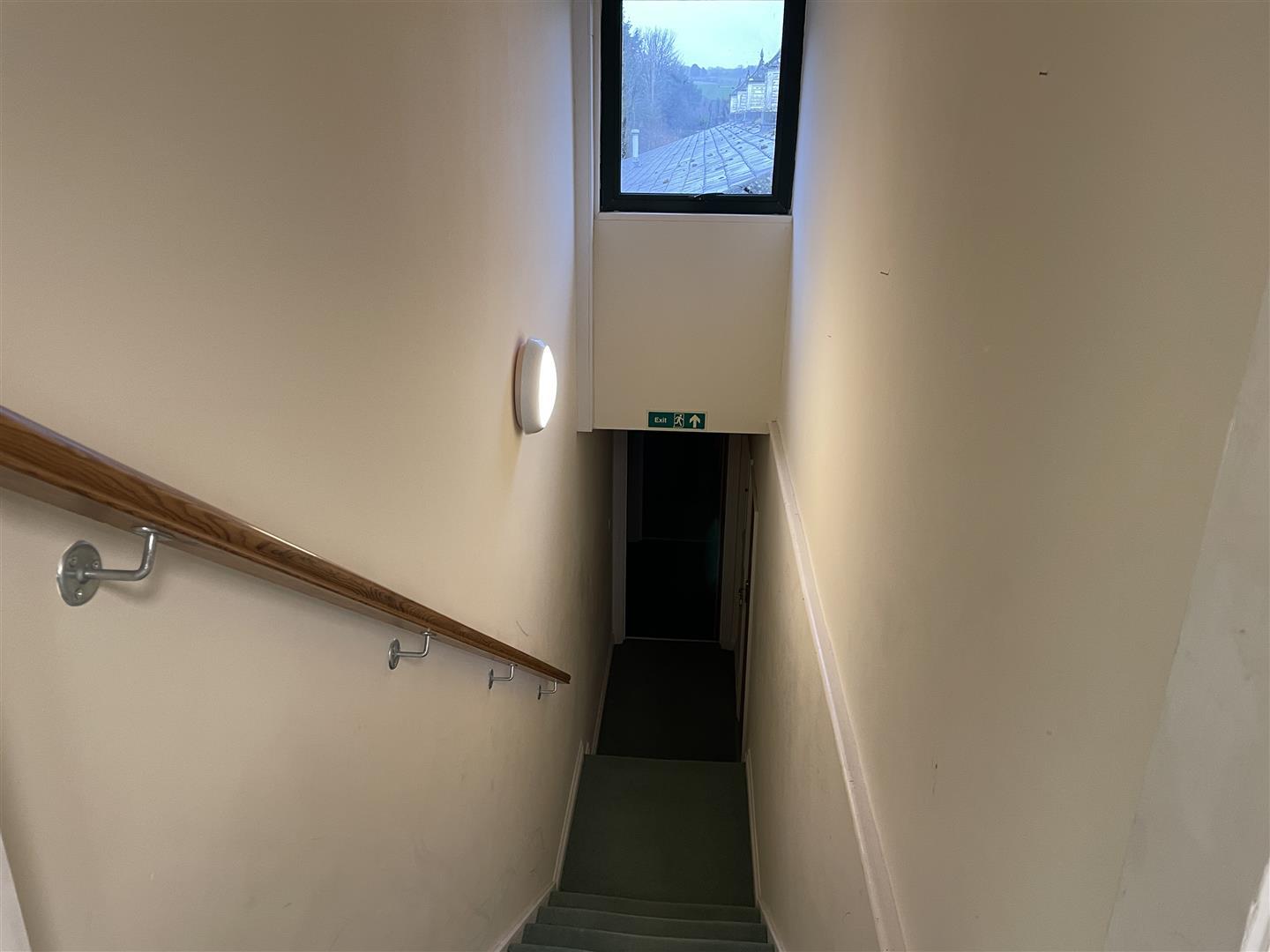 Property Image 73ec3627-7bab-482f-a002-4fa22cdbf865