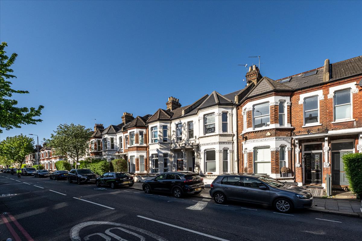 Property Image 73f32f8a-cfee-487f-9f0d-7a7ecec4f87e