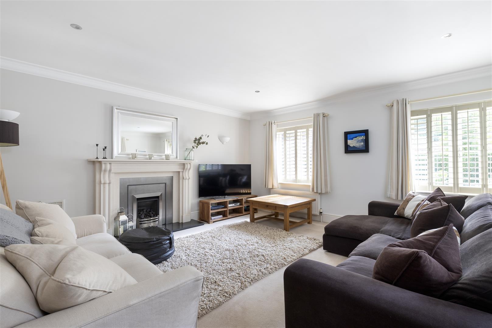 Property Image 73fb7ba0-63fa-4677-a185-9117f60db07a