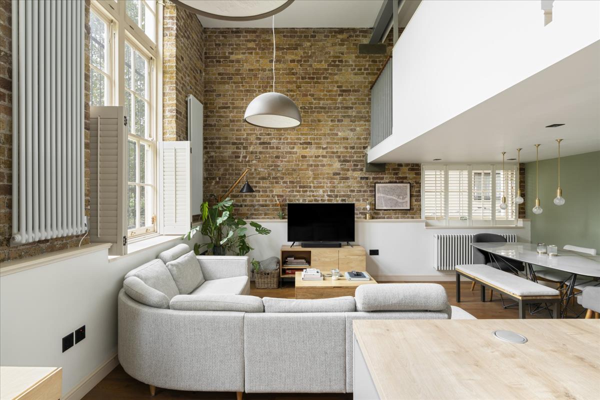 Property Image 740758b0-e337-474b-afd0-1048261df279