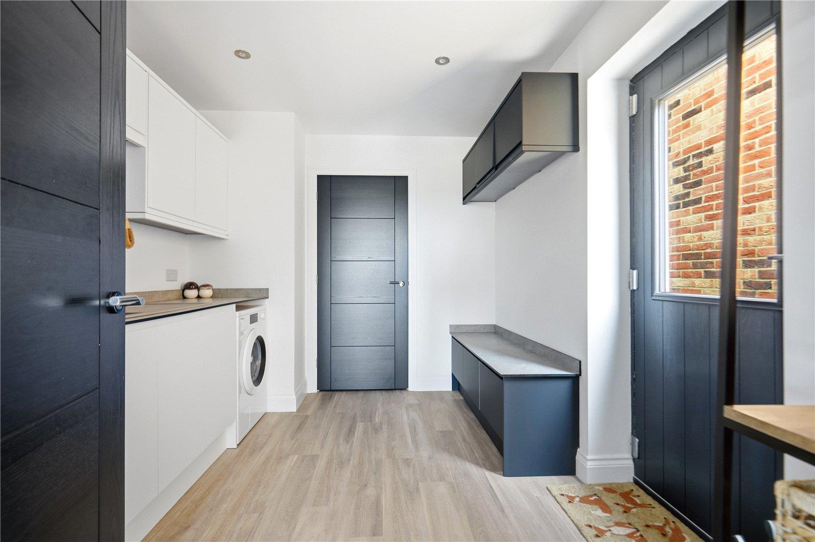 Property Image 740b0cb2-549a-4288-bb49-5412341ecfc9