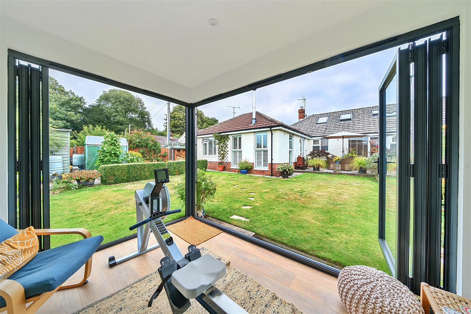 Property Image 740b44bc-da95-45e5-907b-66125364dc35