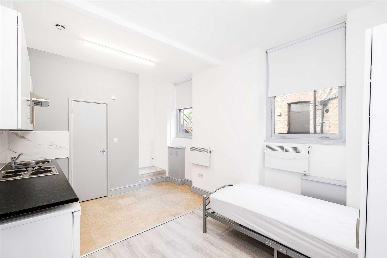Property Image 740b826e-b9d0-4458-b5d8-543e57d84190