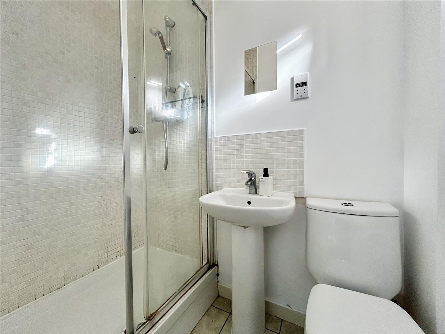 Property Image 740b8788-fab3-43c2-93b5-bdbafd0a60f1