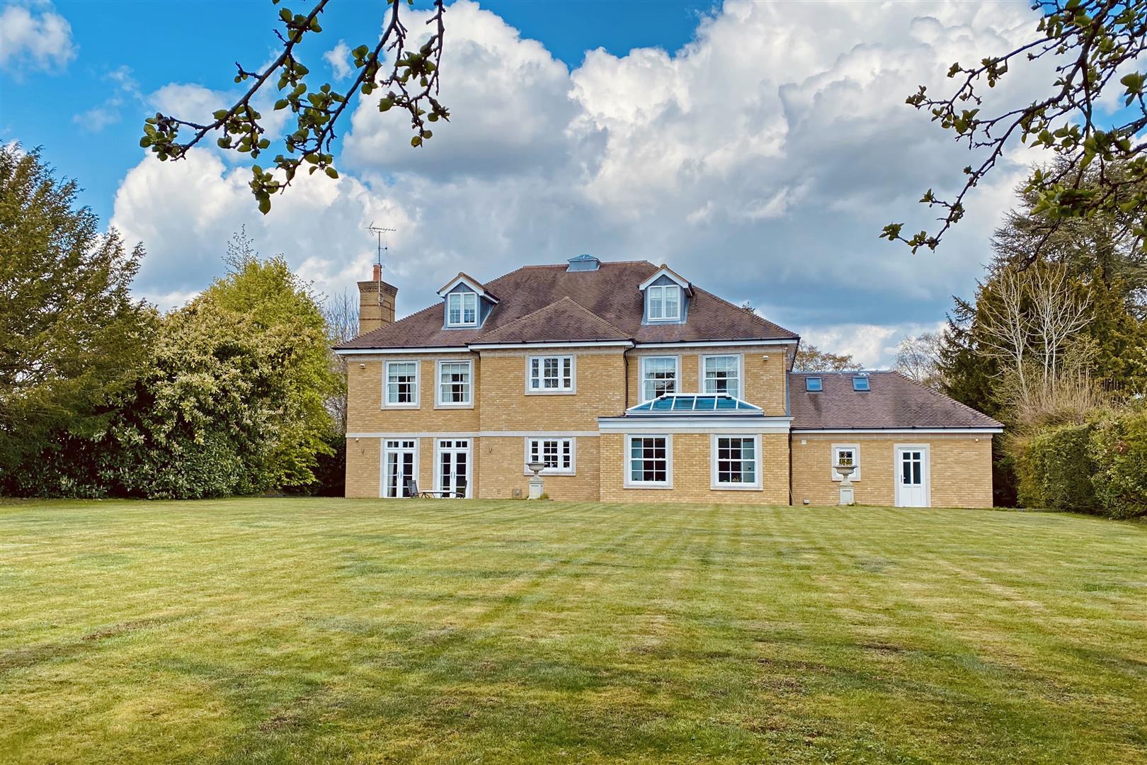 Property Image 74139520-ede6-4ddb-b3f2-7081e6e3994c