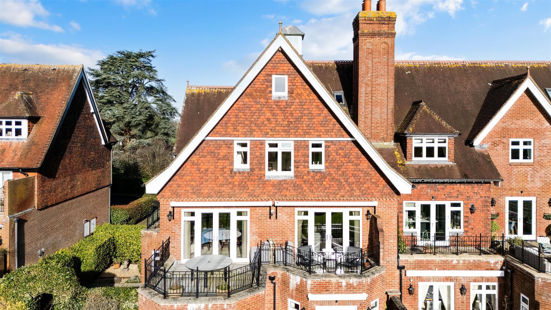 Property Image 741f4700-cc9f-4ba2-821a-cfe2bcfe731a