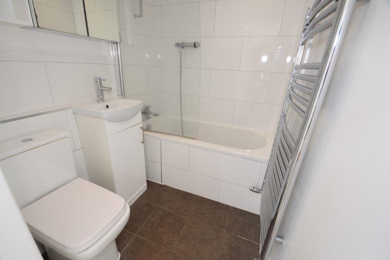 Property Image 743b26a8-af77-4aa5-a9c9-b858538c08af
