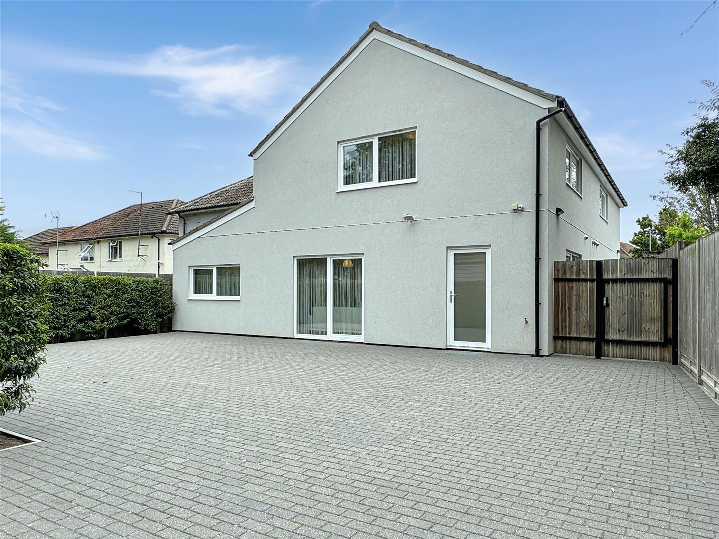Property Image 743c0e7a-8836-4ada-b743-16184f139973