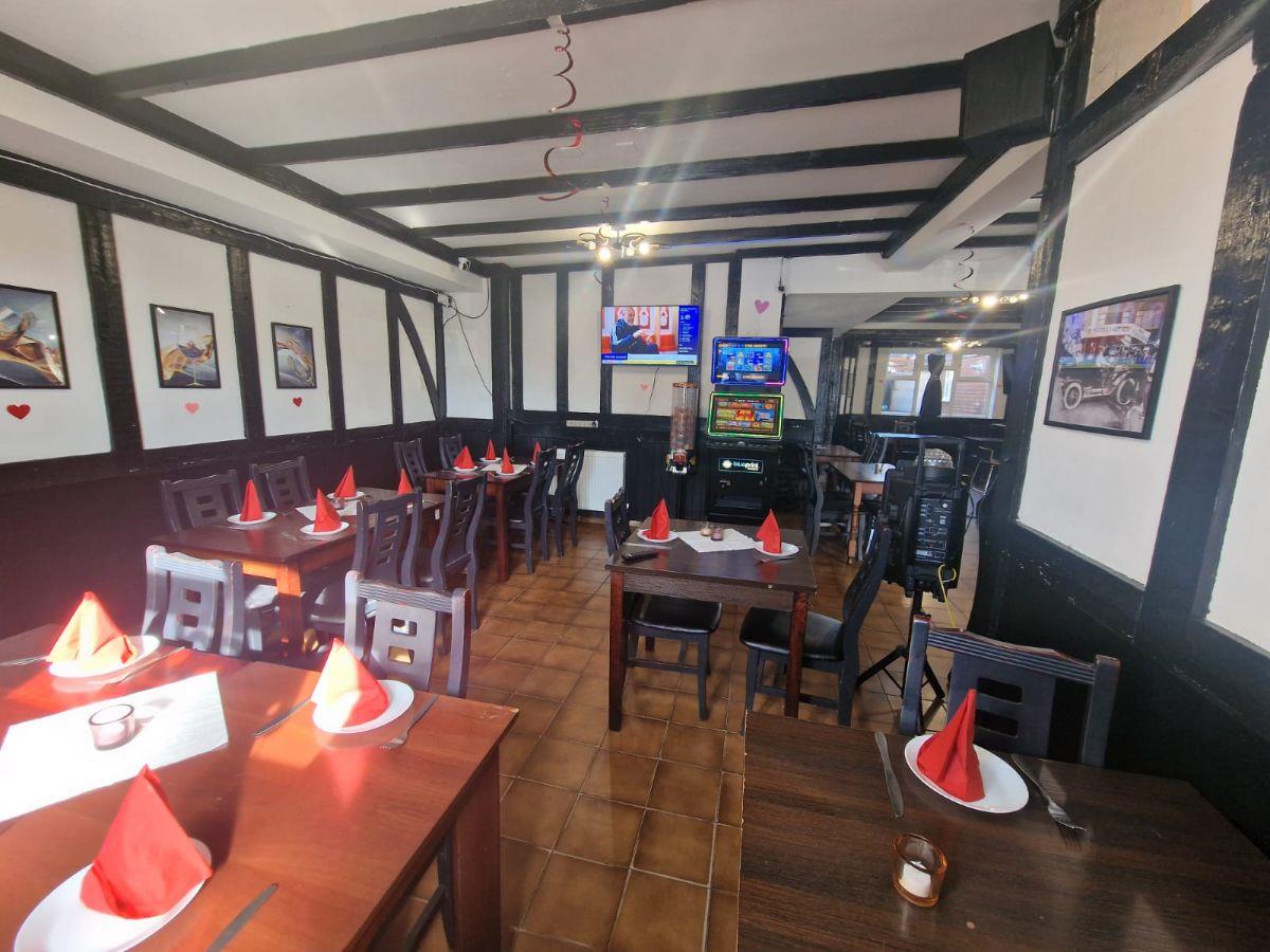 Property Image 743cc373-7291-49e5-b608-430febd70dd1