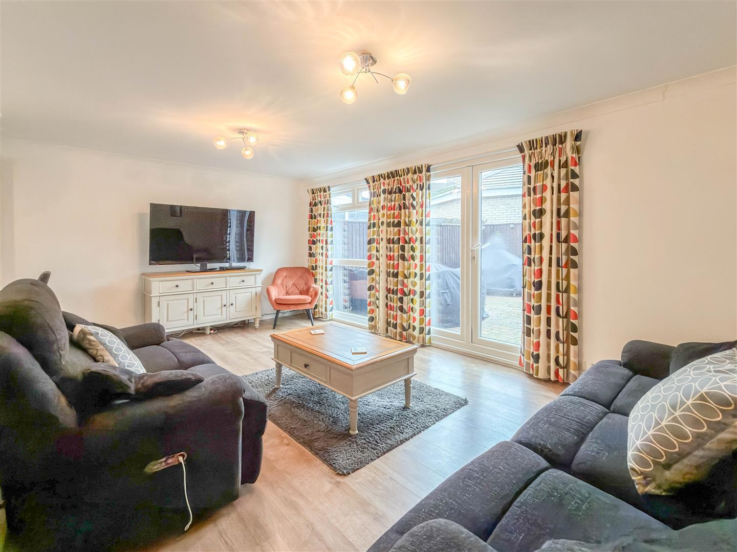 Property Image 7449f498-c7f5-46fb-b884-b3181fa246bd