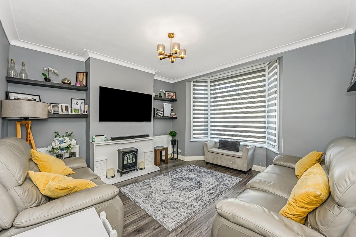 Property Image 746b30b6-a8a8-43ef-9fd2-b33ad5d73276