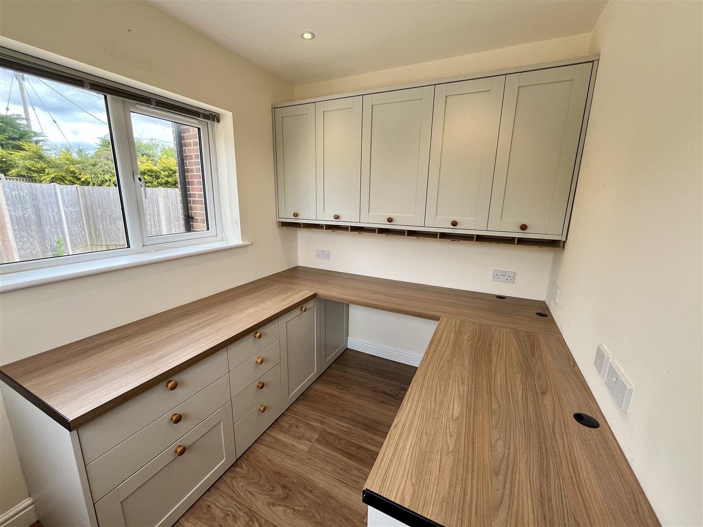 Property Image 746e6fc2-af4a-4c70-9e08-2519ae78e1f7