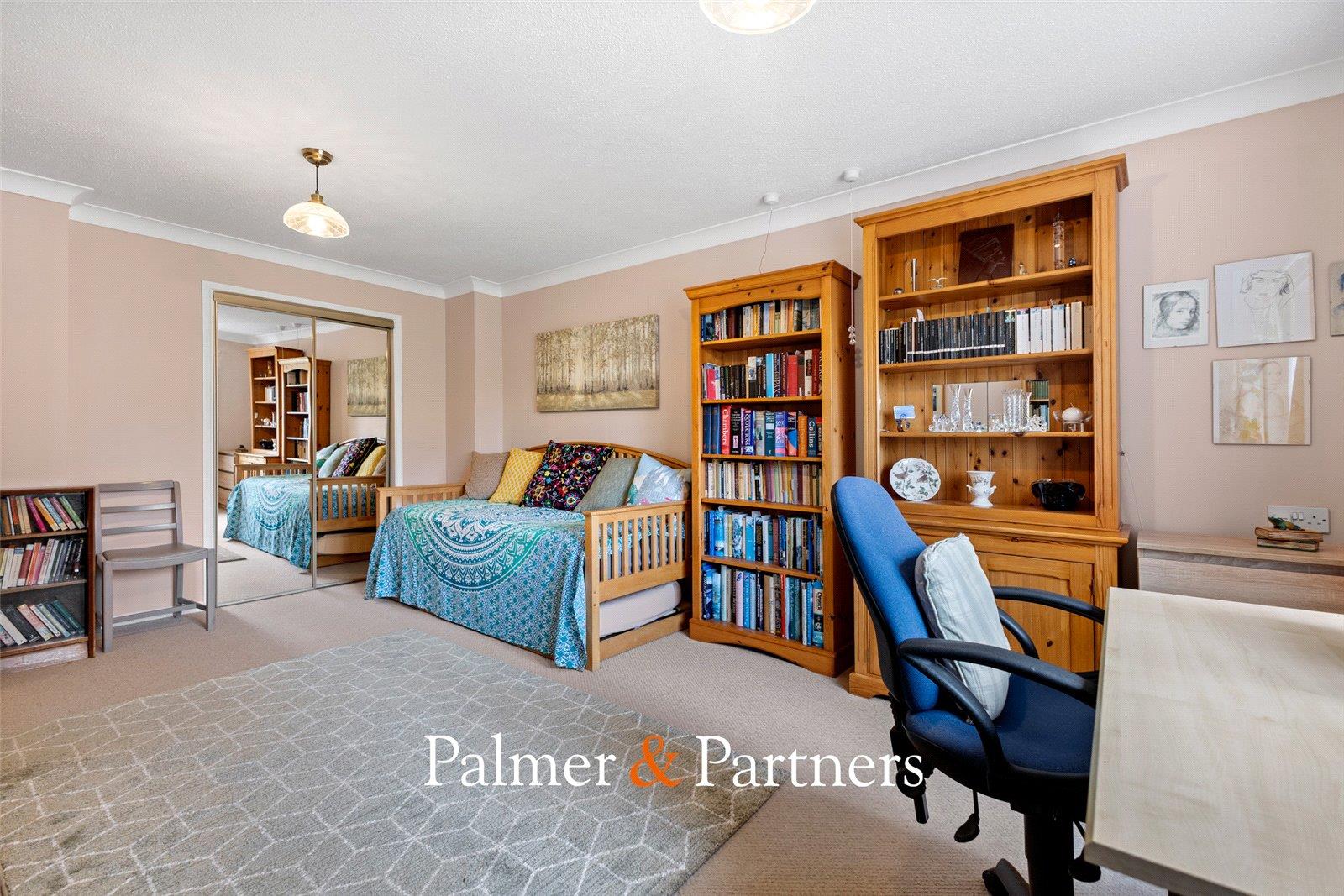 Property Image 747ab074-0bc0-46d7-af8d-36816552b186