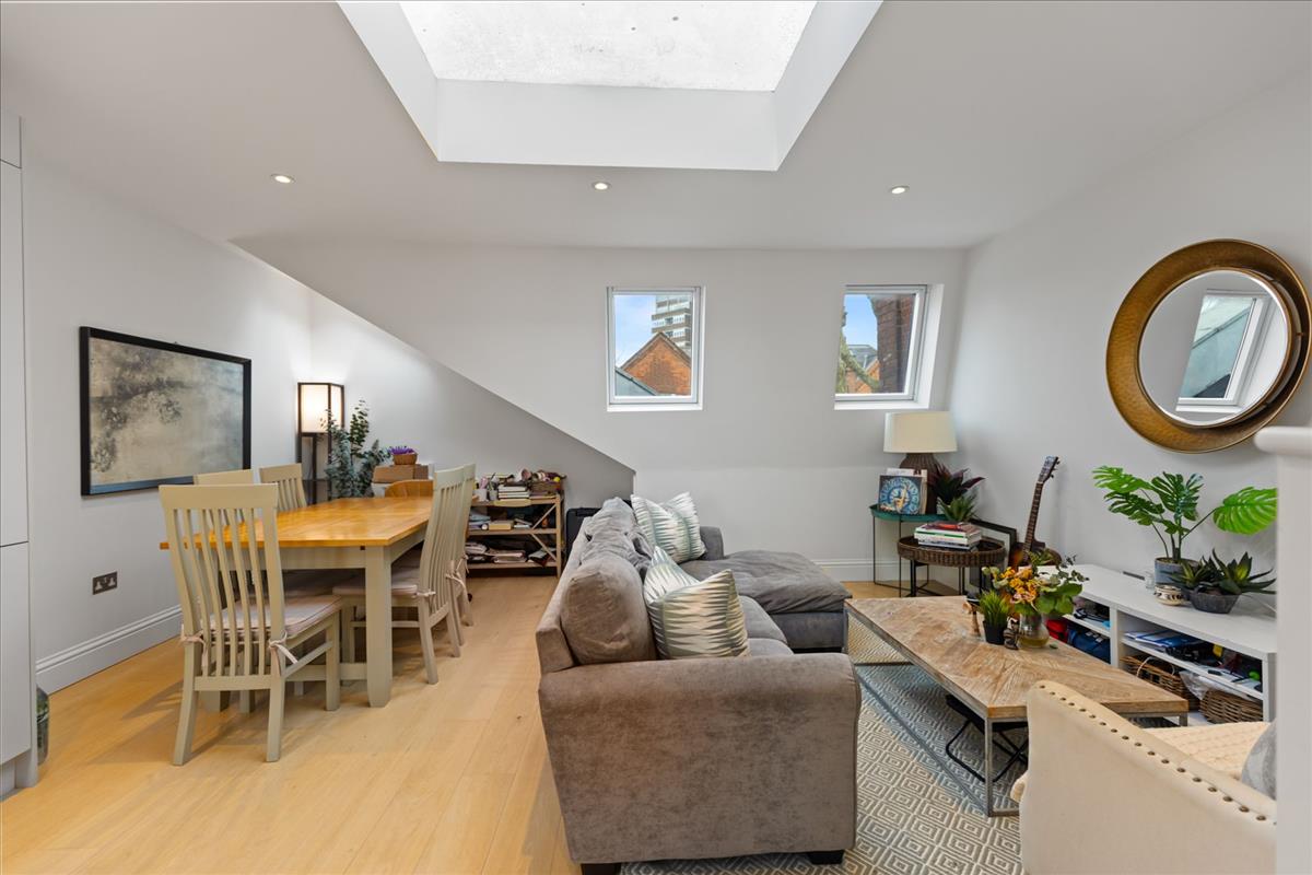 Property Image 74996e4d-8c88-4578-a7e8-fc8b2fba20f9