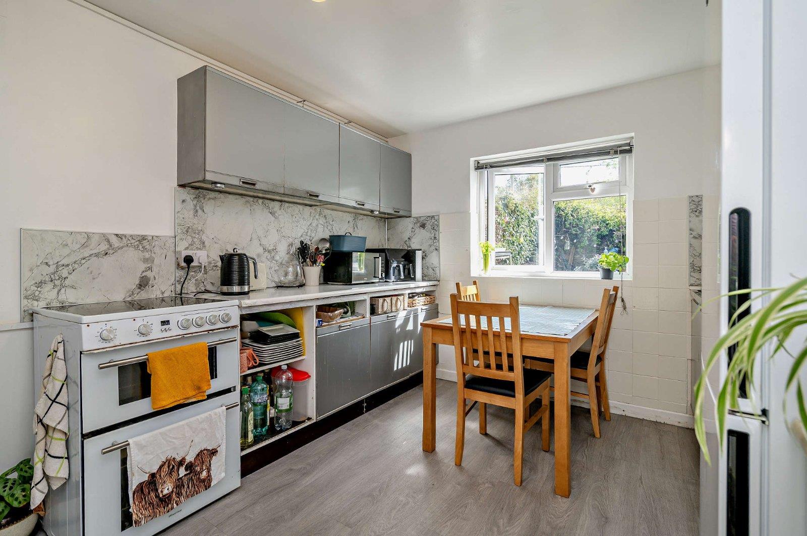 Property Image 749b26ba-cc45-42f4-b107-97c20ae96fb5
