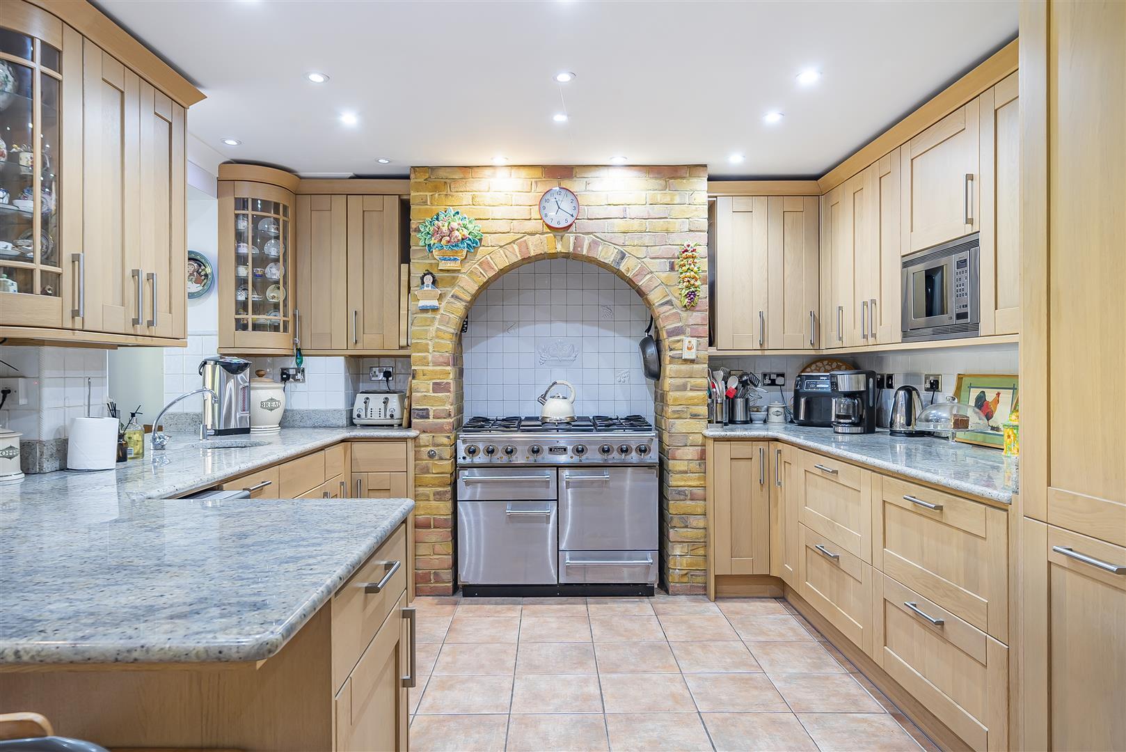 Property Image 749c007a-23bc-45a8-a03b-eca08a503527
