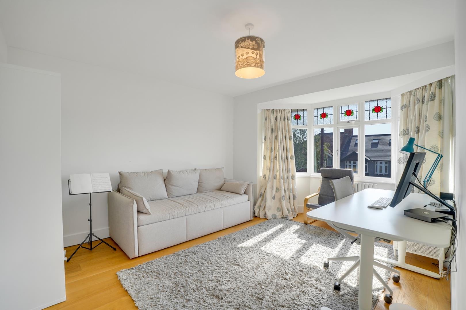Property Image 749d53f3-48b9-46e1-9085-466d8e176f17
