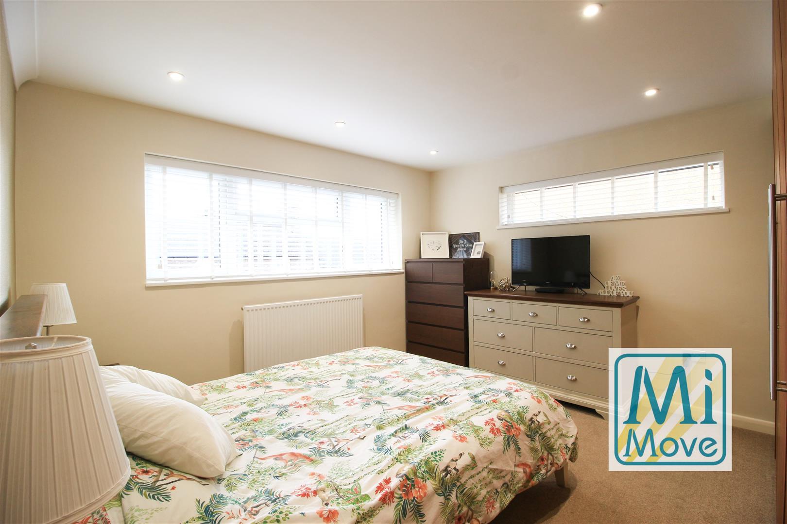 Property Image 749ff964-de15-48ec-8e24-aaa003e16162