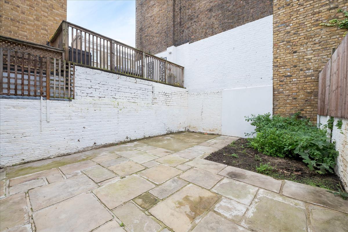 Property Image 74a6f122-2634-4f0f-b8cd-b2353f7e759c