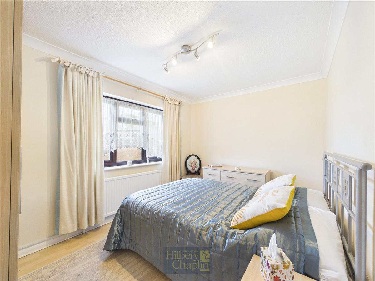 Property Image 74b500f9-9fbf-4630-8d16-8a565ba023d4