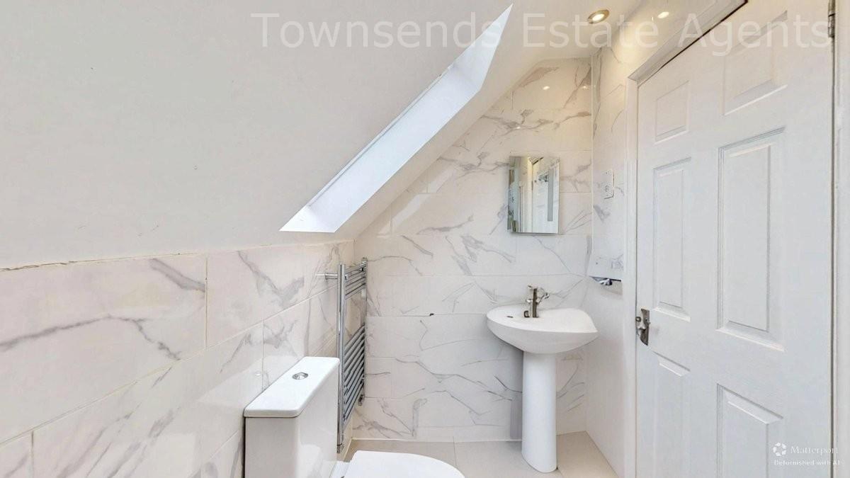 Property Image 74bb2f2e-b4bd-4bd6-818f-e0ef3ba8d48e