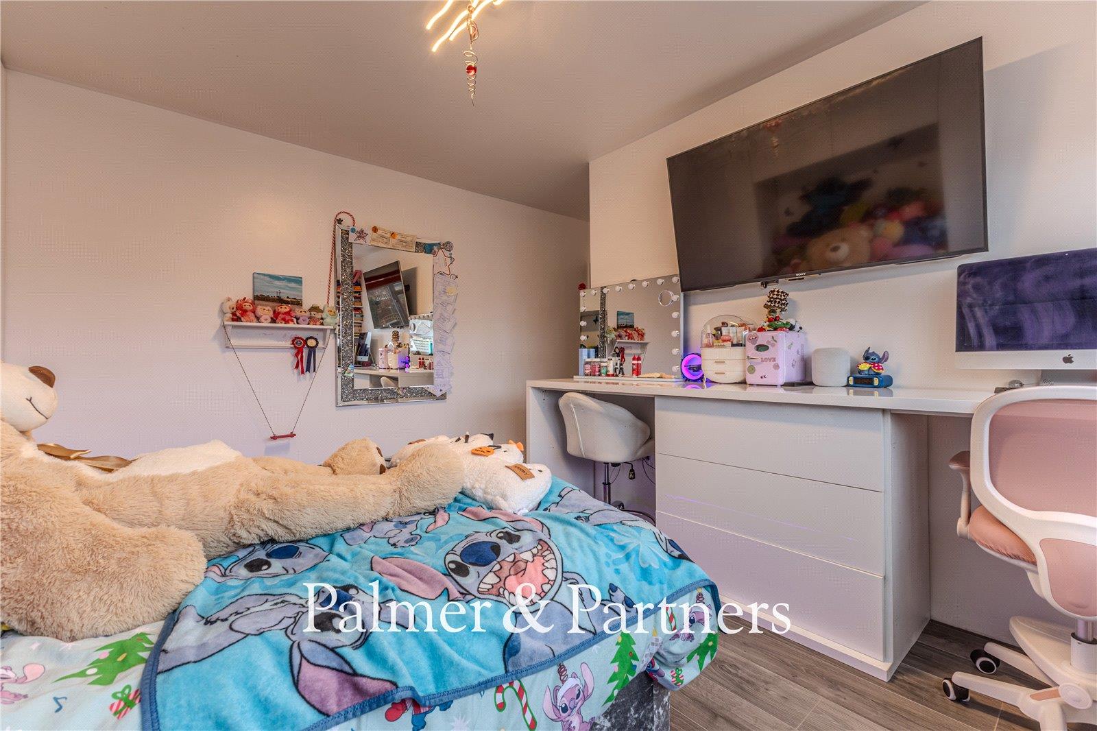 Property Image 74bc1ced-629c-4a96-b9f3-21149585ee52