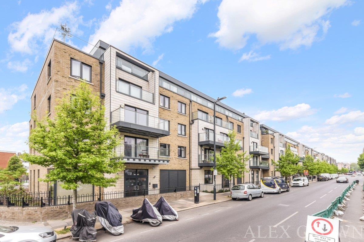 Property Image 74bcc914-dd6b-44a7-b3e8-8cd92626fbd3
