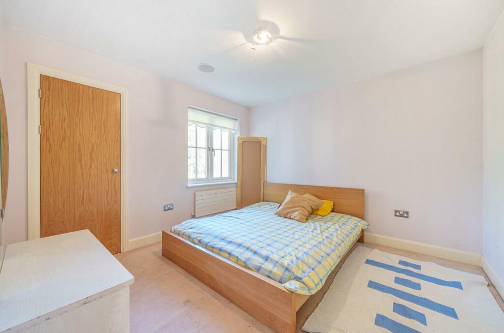 Property Image 74c1d8e2-0f03-49cf-98ca-9821fa59b3aa