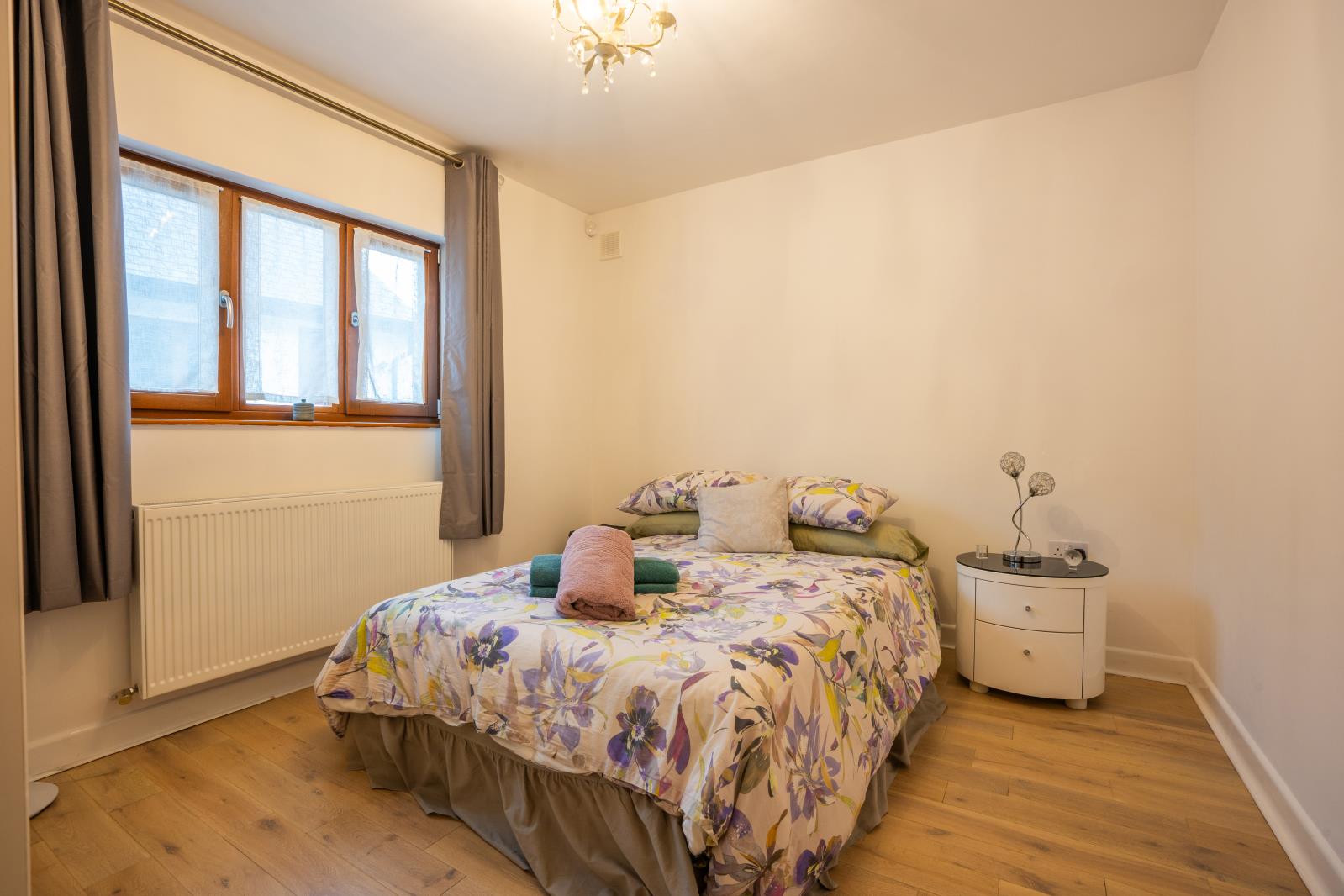 Property Image 74c91f52-3e96-48a4-9987-c0b8a7d3a516