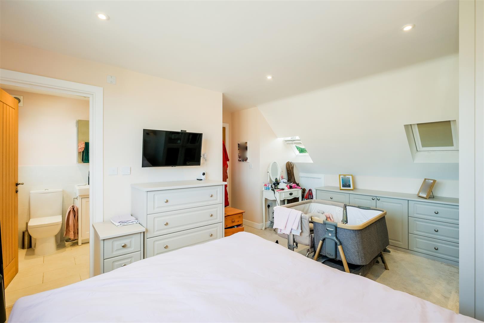 Property Image 74ca5d4c-f707-4f59-b6b1-9a94d9ddf738