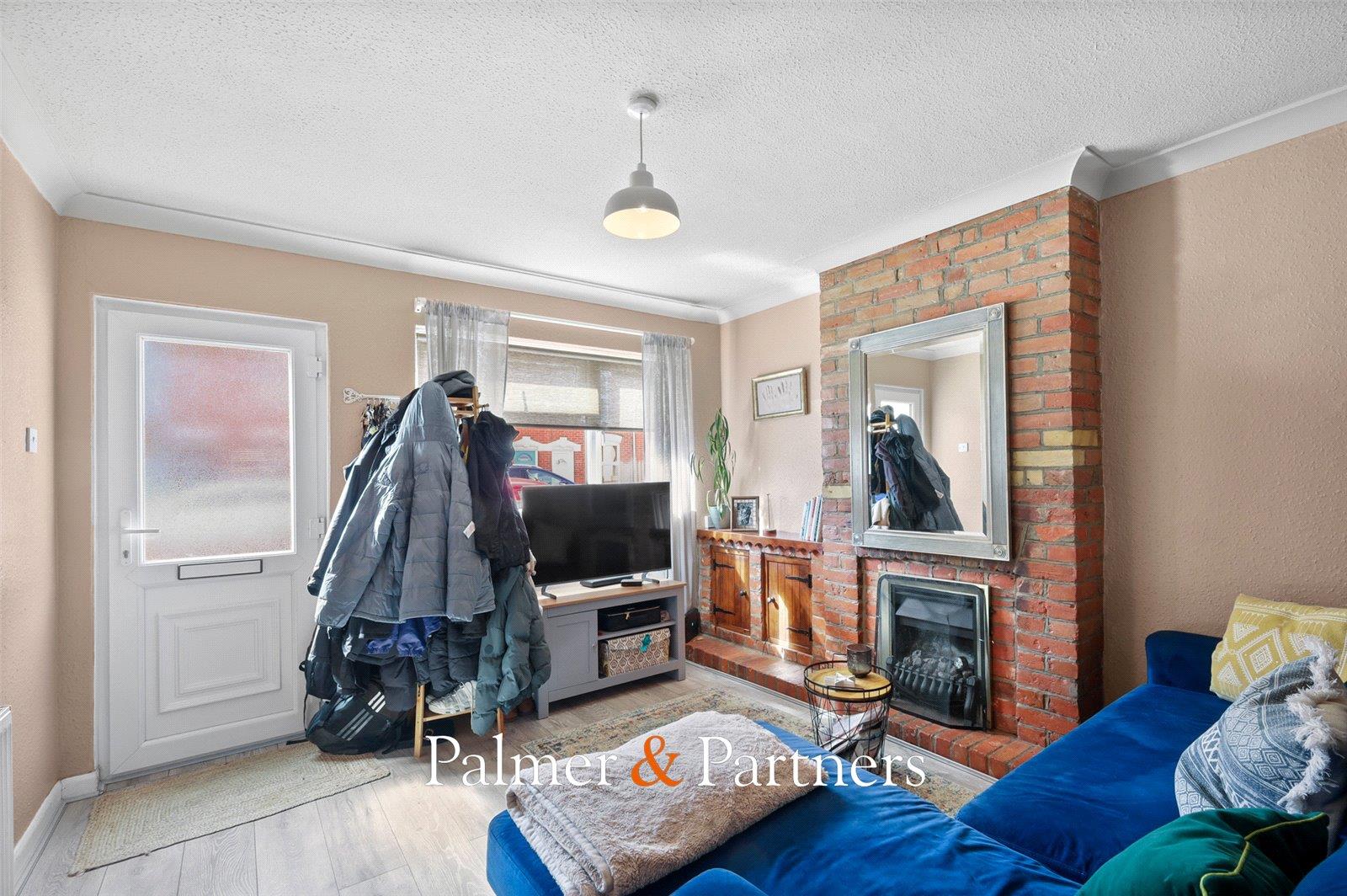 Property Image 74cc8ec8-eaa0-4b82-b419-83a2f386e48a