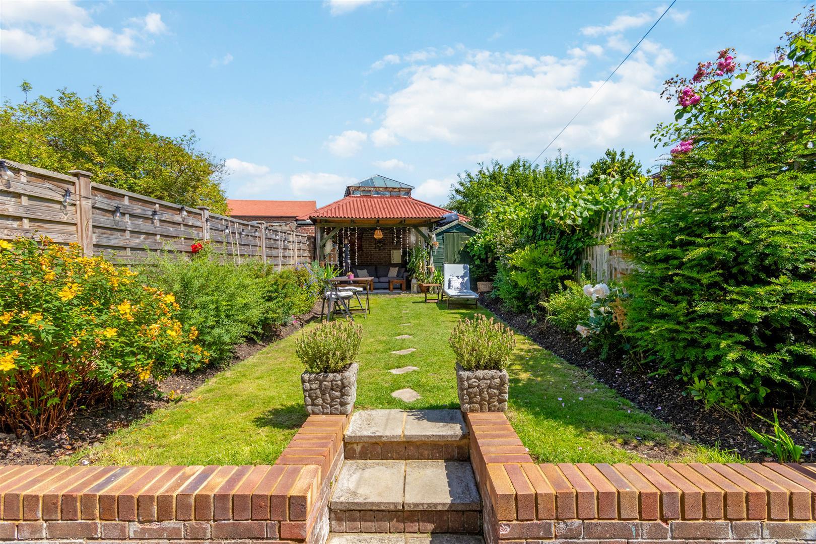 Property Image 74d89b3d-c4e7-44a8-a9fe-4e5a8ec55304