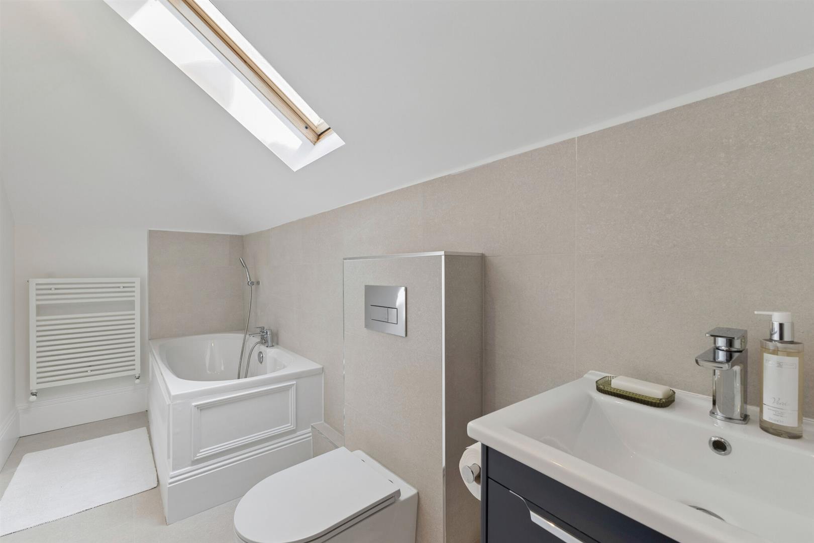 Property Image 74dc2a15-8cbf-4397-b4f0-1780a108bebf
