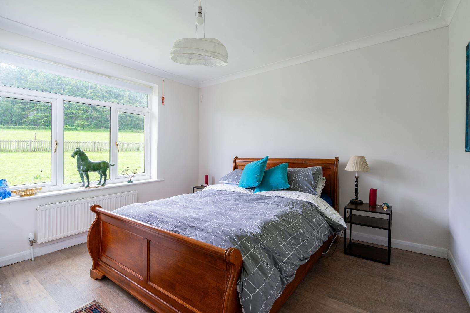 Property Image 74dfbca1-b4b1-4e32-83e8-1bb984ca2d14