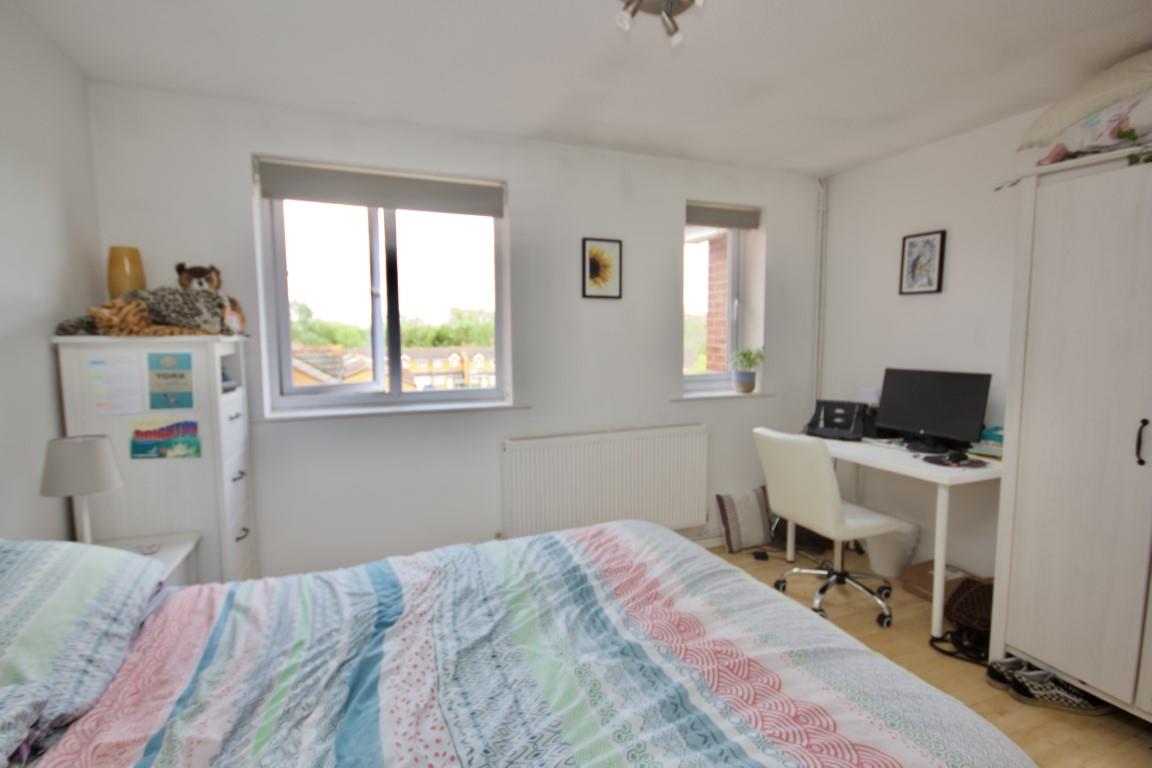 Property Image 74e33470-3b4d-4902-ad77-e47e9959f987