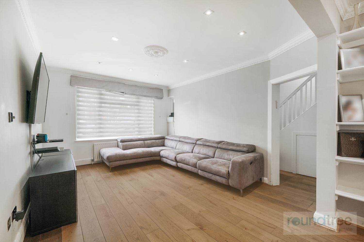 Property Image 74e3eea6-58e7-4a05-b7b4-a10366c8ced7
