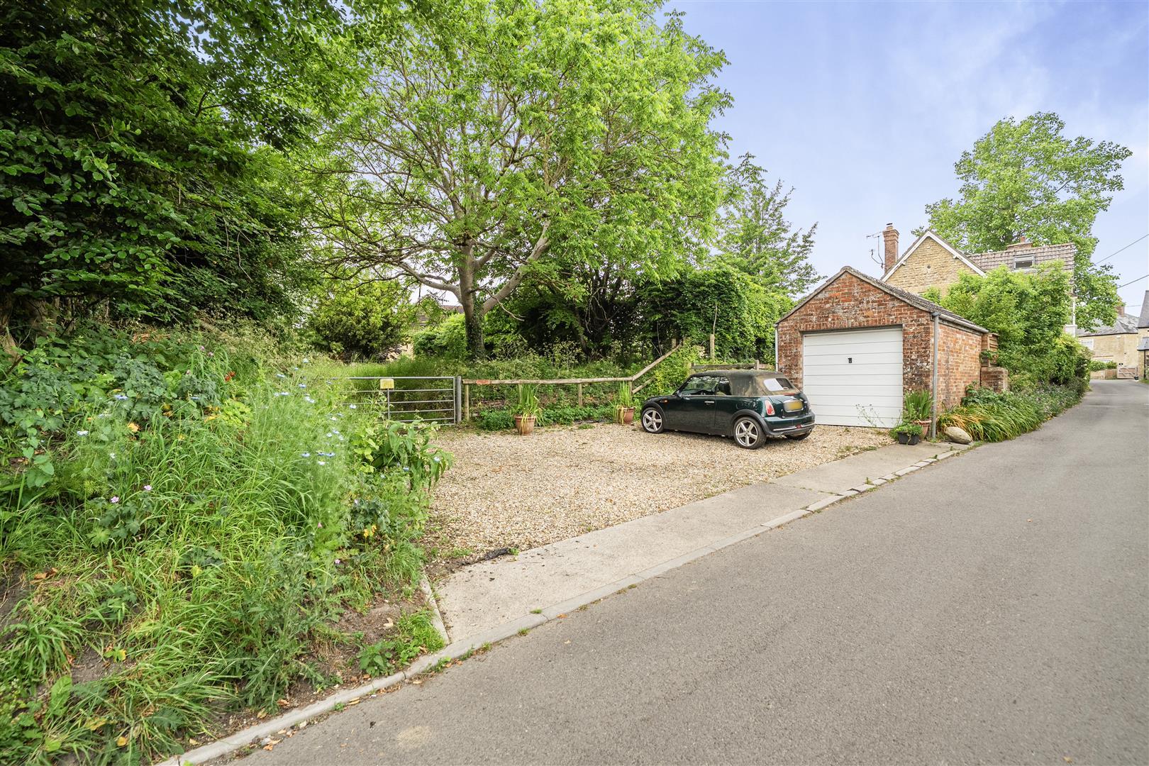Property Image 74e5a5d7-0eef-4b4d-a45b-aad2eb40cf32