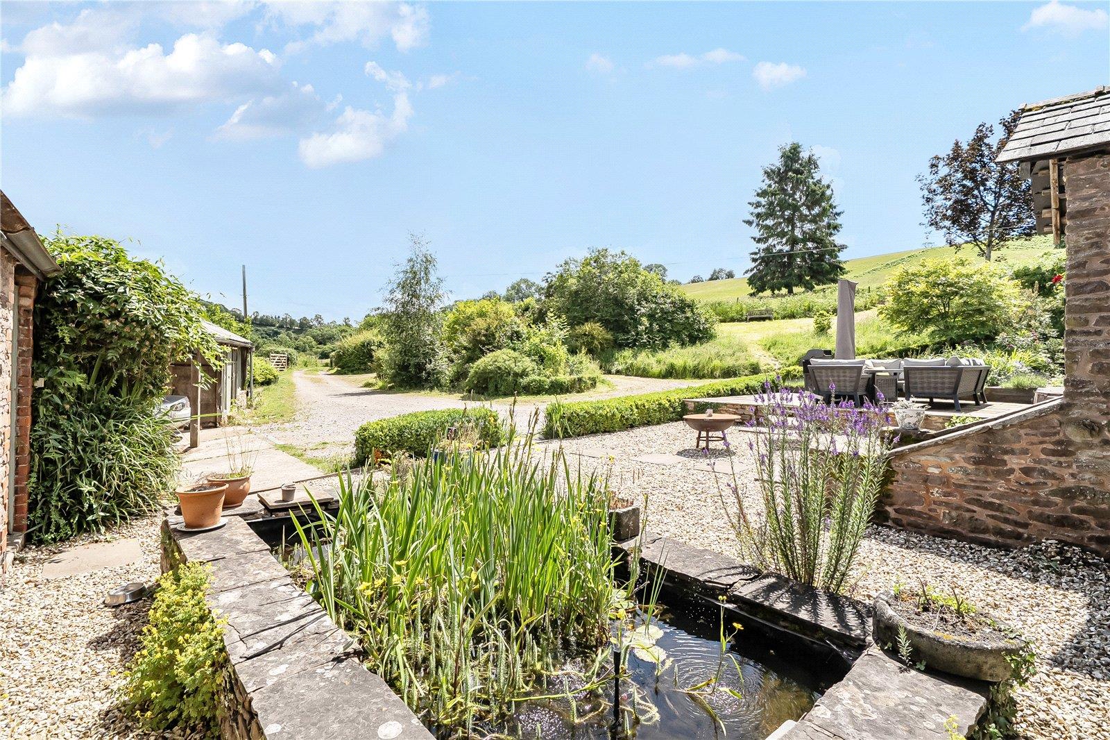 Property Image 74ebd609-aef1-49a3-b9f6-11203d66f595