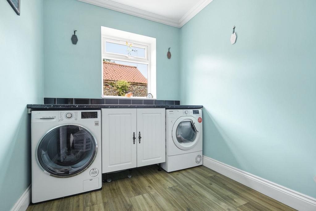 Property Image 74ec487f-d4b0-4035-b048-edf2ba6d9557