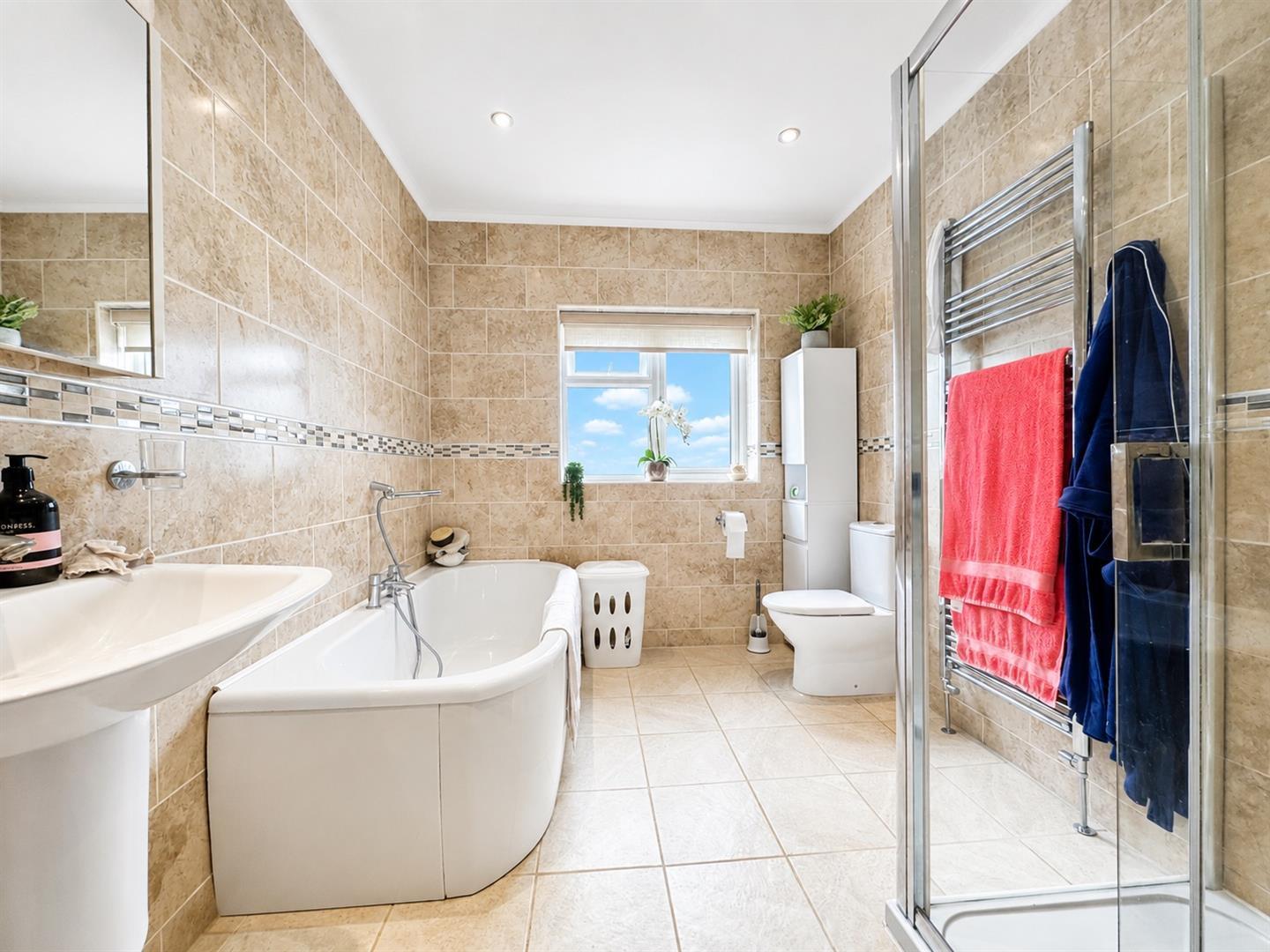 Property Image 74ef896b-4b28-4886-873f-5d38470f17f9
