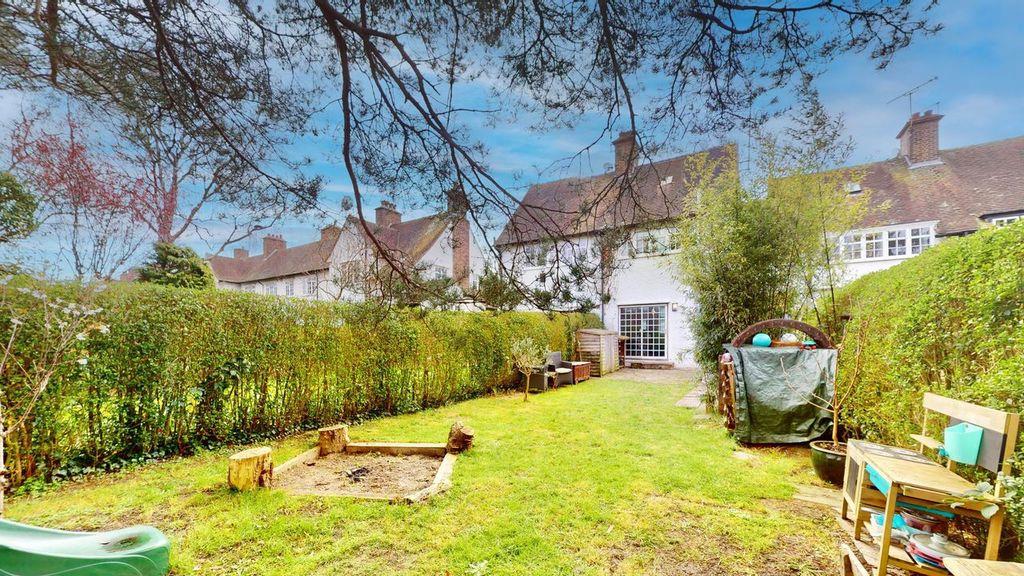 Property Image 74f7195d-66f3-4deb-966c-8c5e5cd09f19